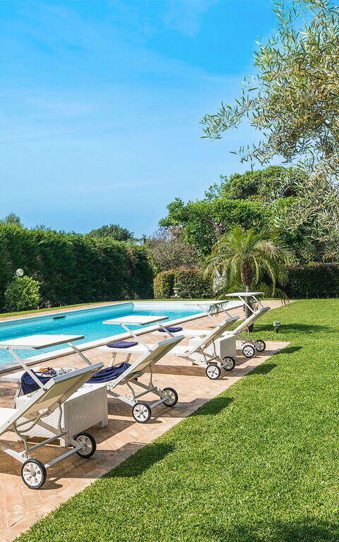 Villa Saracina: Exteriör, Trädgård, Utomhus