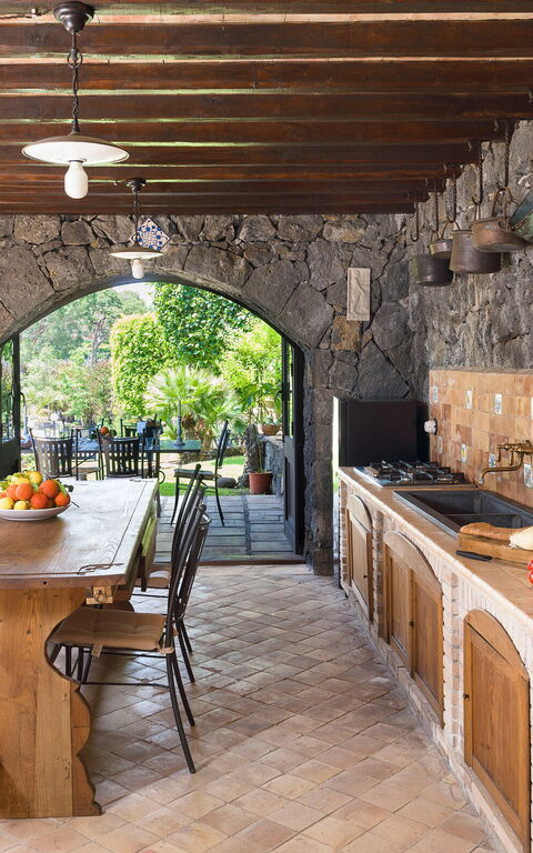 Villa Saracina: Kök, Lunchrum