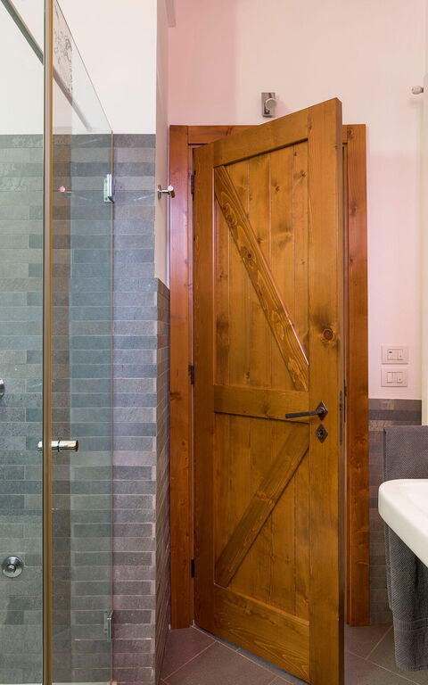 Villa Saracina: Badrum