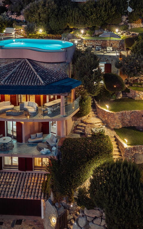 Villa Atlantide: slå samman, Trädgård, Visningar