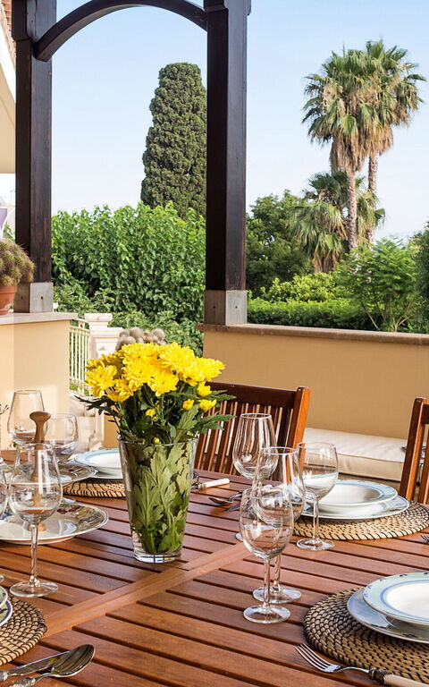 Villa Profumo D'Oriente: Balkong / terrass / uteplats, Exteriör, Utomhus