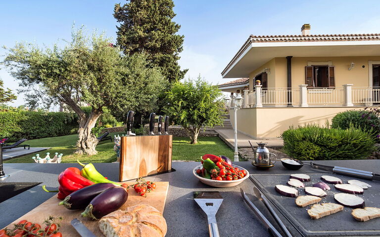 Villa Profumo D'Oriente: Exteriör, Trädgård, Utomhus