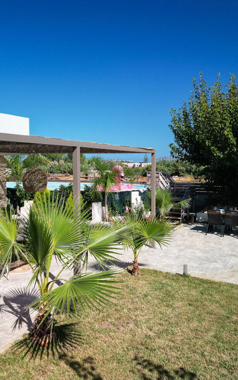 Villa Olympia: Exteriör, Trädgård, Utomhus, Visningar