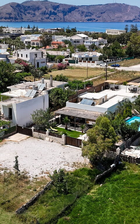 Villa Olympia: slå samman, Visningar