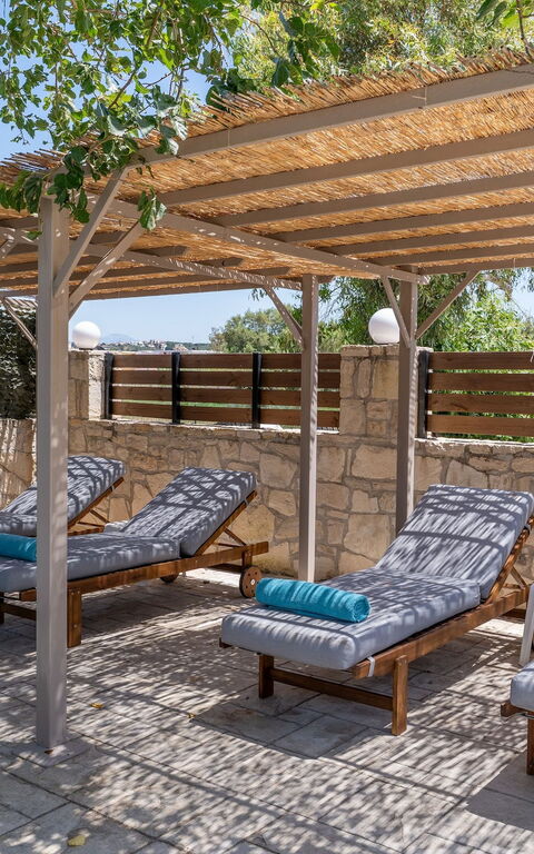 Villa Olympia: Balkong / terrass / uteplats