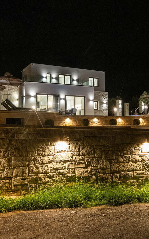 Villa Vasilissa: Exteriör, Utomhus