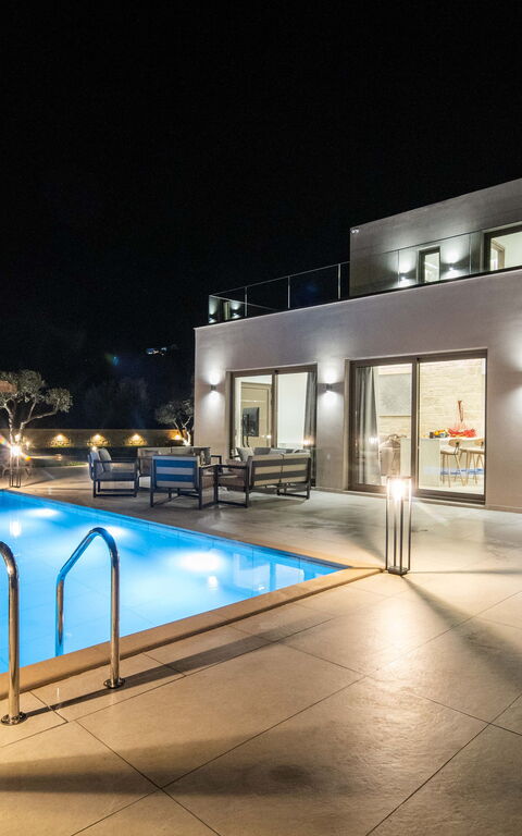 Villa Vasilissa: slå samman