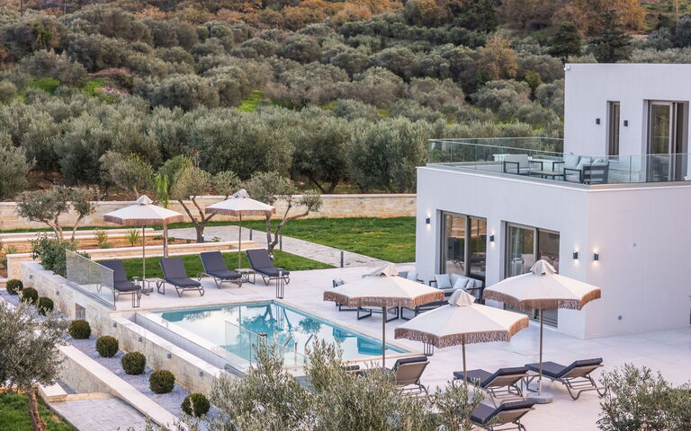 Villa Vasilissa: Exteriör, slå samman, Utomhus