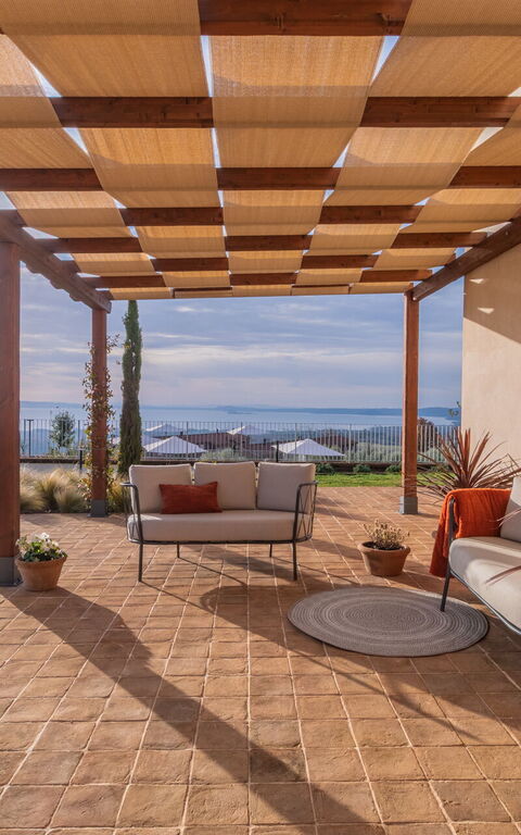 Tenuta Poggio Guiano: Balkong / terrass / uteplats, Exteriör, Trädgård, Utomhus