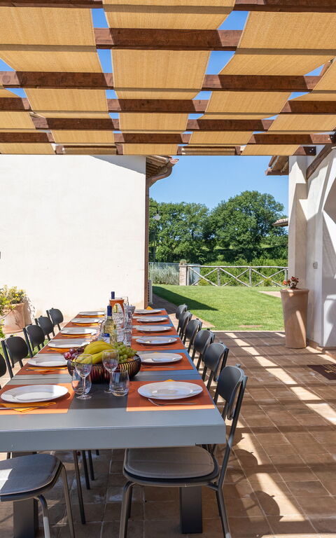 Tenuta Poggio Guiano: Balkong / terrass / uteplats, Exteriör, Trädgård, Utomhus