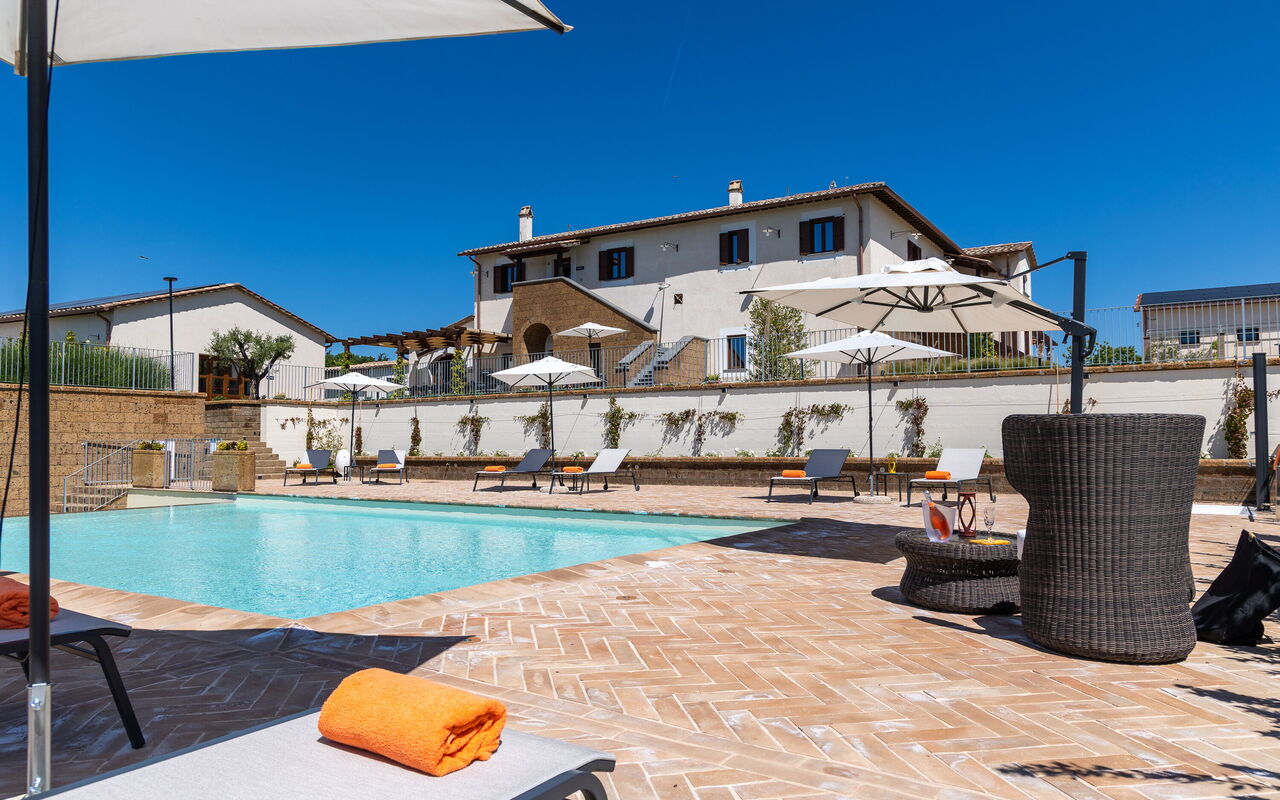 Tenuta Poggio Guiano: Exteriör, slå samman, Utomhus
