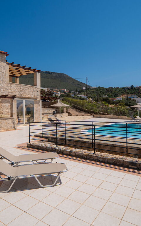 Villa Pi: Exteriör, slå samman, Utomhus