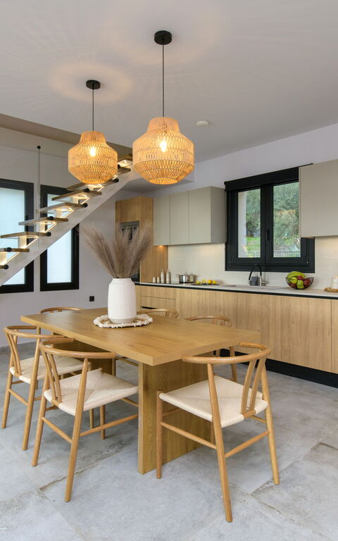 Villa Elais: Kök, Lunchrum