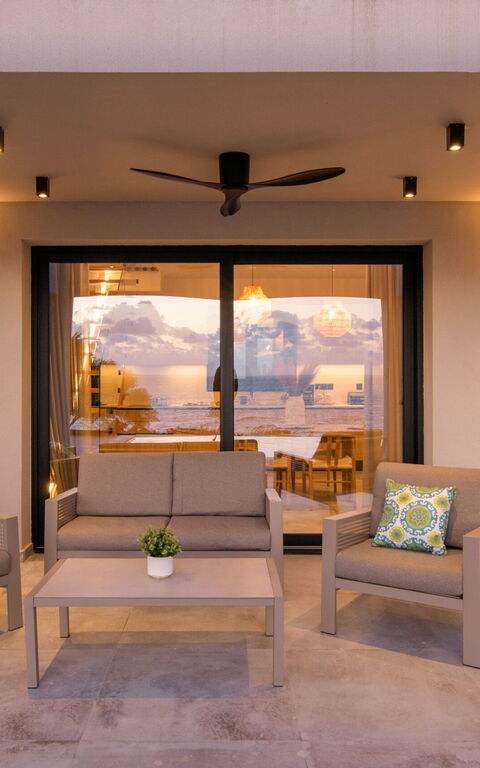 Villa Elais: Utomhus