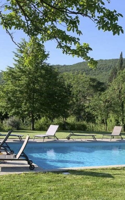 Podere i Prati: Exteriör, slå samman, Utomhus