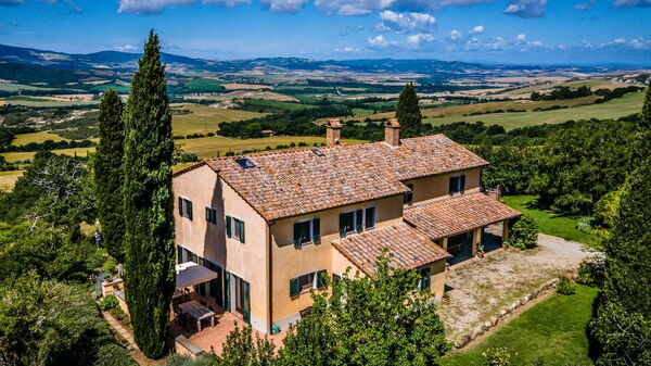 Podere i Prati: Exteriör, Utomhus, Visningar