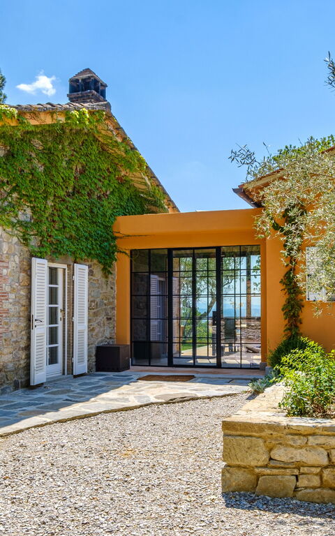 Villa Roseto: Exteriör, Utomhus