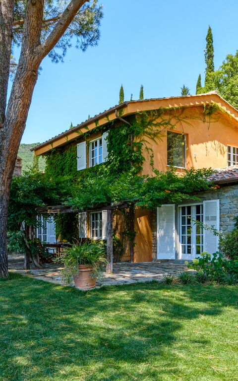 Villa Roseto: Exteriör, Trädgård, Utomhus