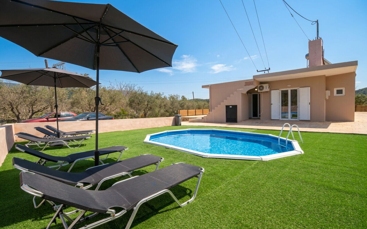 Villa Pasiphae: Exteriör, slå samman, Utomhus