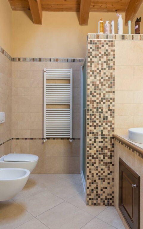 Villa Belvedere San Bartolo: Badrum