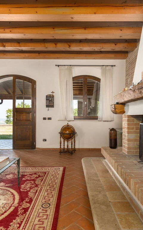 Villa Belvedere San Bartolo: Vardagsrum