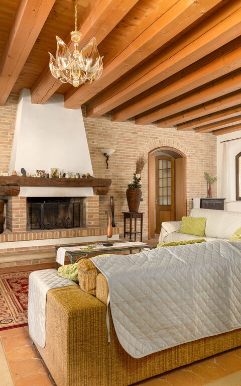 Villa Belvedere San Bartolo: Vardagsrum