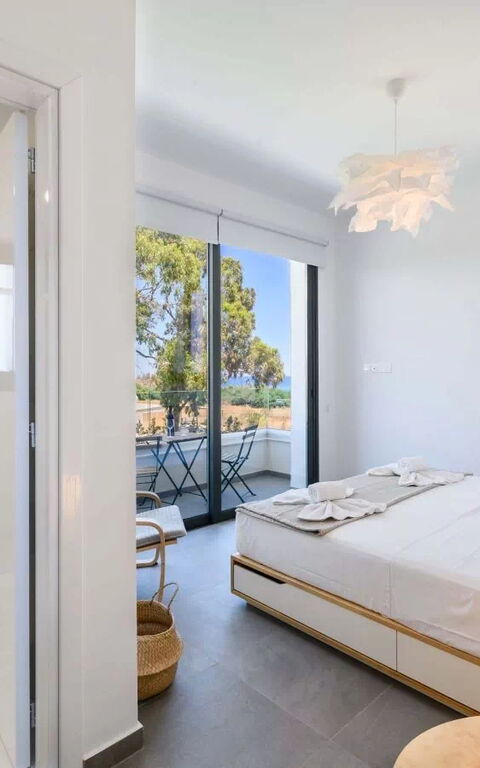 By the Beach - Sea Pearl Villa: sovrum