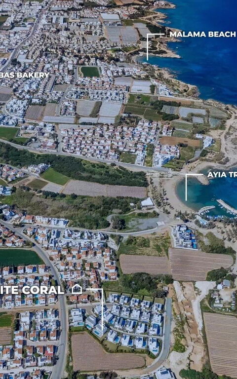 By the Beach - White Coral Villa: Visningar