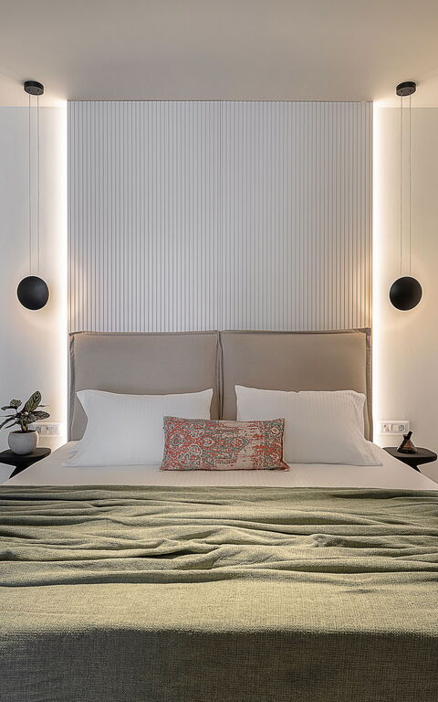 Ares Luxurious Residence: sovrum