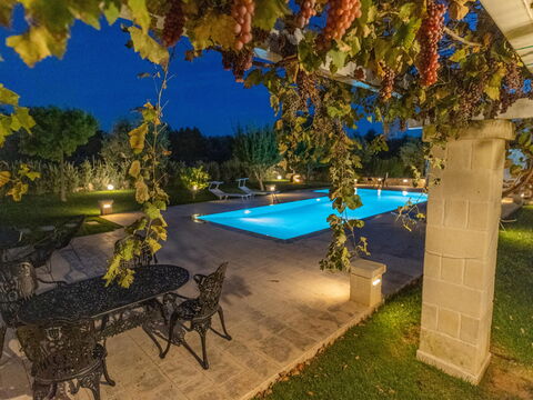 Villa Icaria