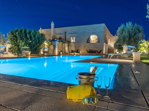 Villa Icaria