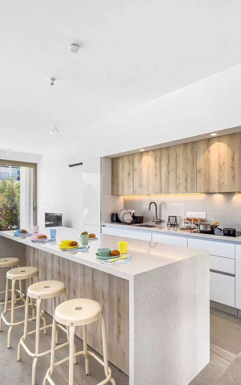 Azure Seaview- Garnet Villa: Kök