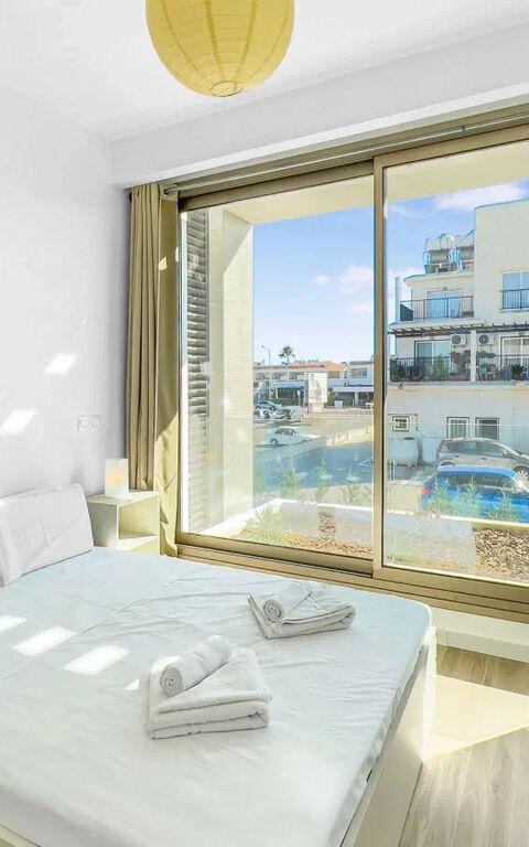 Azure Seaview- Garnet Villa: sovrum