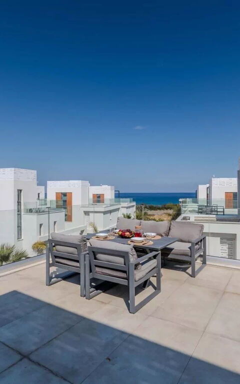 By the Beach - Aura Villa: Balkong / terrass / uteplats, Exteriör, Utomhus