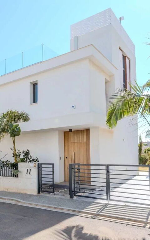 By the Beach - Aura Villa: Huvudentré