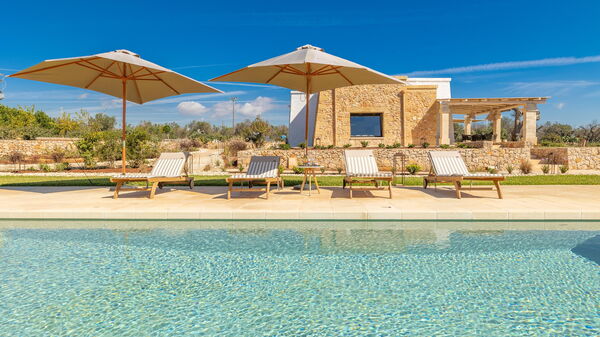 Villa del Cedro: Exteriör, slå samman, Utomhus