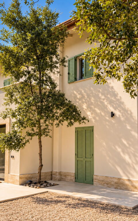 Roc Villa: Exteriör, Utomhus