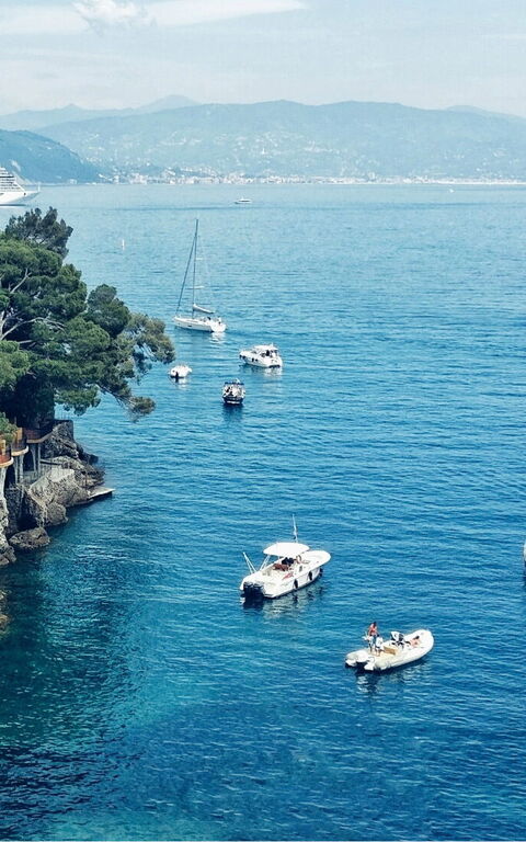 Artiklar om exklusiva platser att besöka, samt saker att göra i Italien